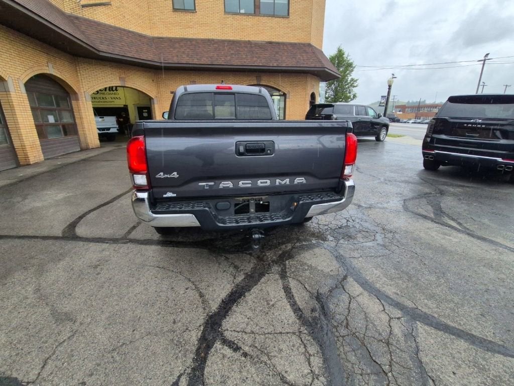 2022 Toyota Tacoma SR5
