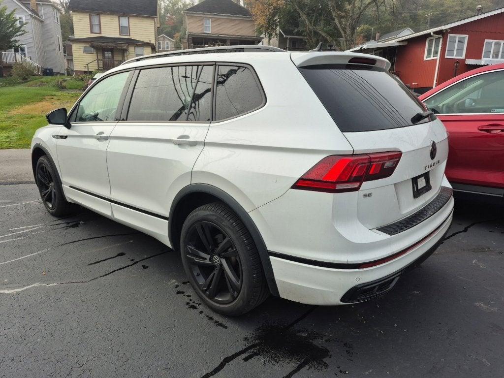 2024 Volkswagen Tiguan SE R-Line Black