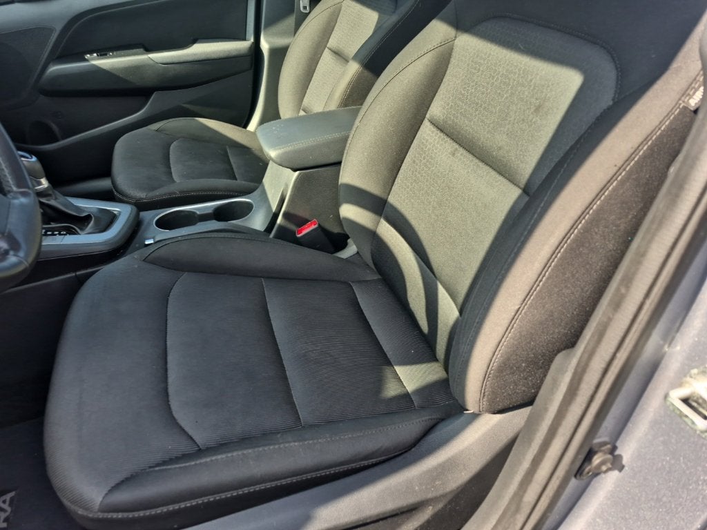2017 Hyundai Elantra Value Edition