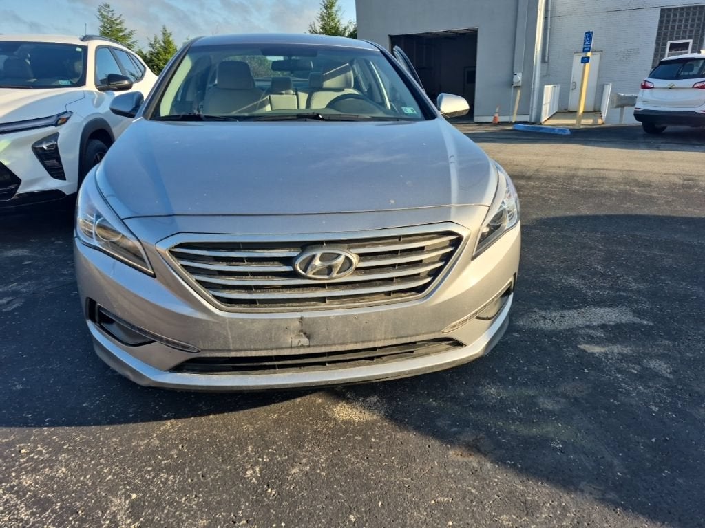 Used 2015 Hyundai Sonata SE with VIN 5NPE24AF7FH048438 for sale in Ellwood City, PA