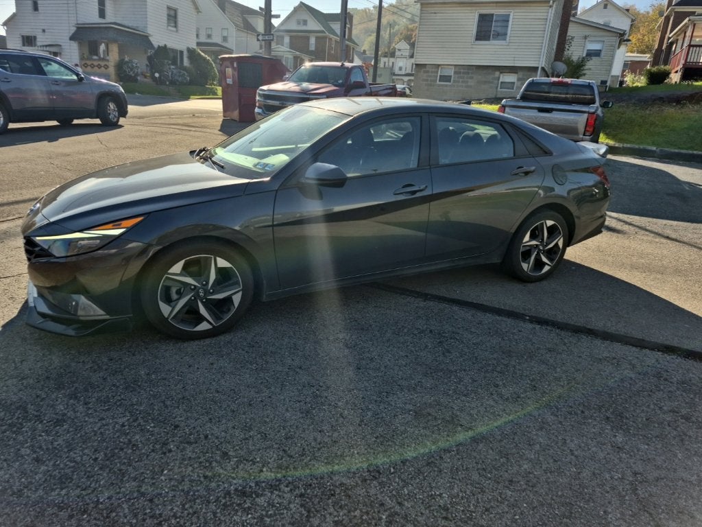 2023 Hyundai Elantra SEL