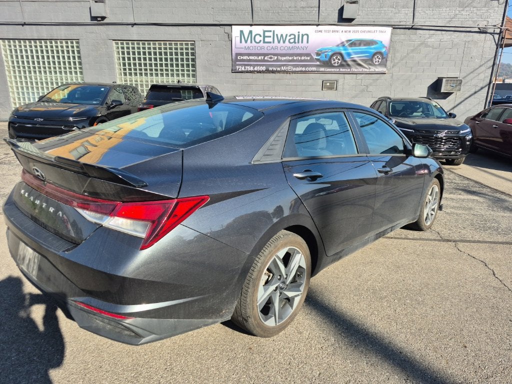 2023 Hyundai Elantra SEL