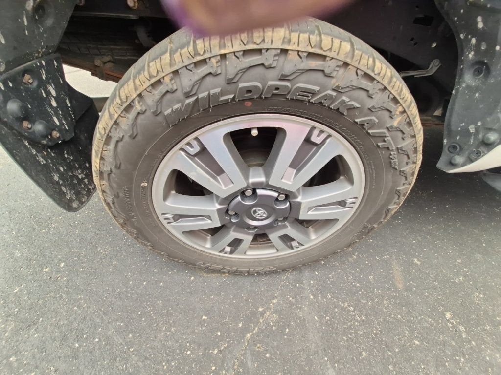 2019 Toyota Tundra Platinum 5.7L V8