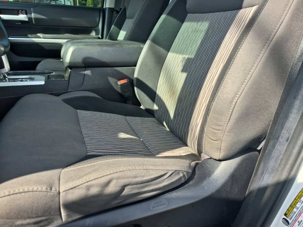 2016 Toyota Tundra SR5 5.7L V8