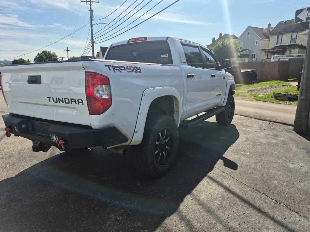 2016 Toyota Tundra SR5 5.7L V8