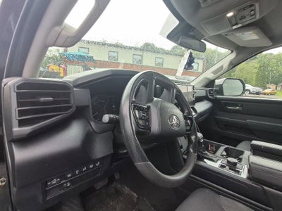 2024 Toyota Tundra 4WD SR5
