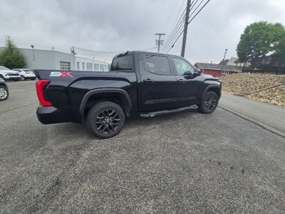 2024 Toyota Tundra 4WD SR5