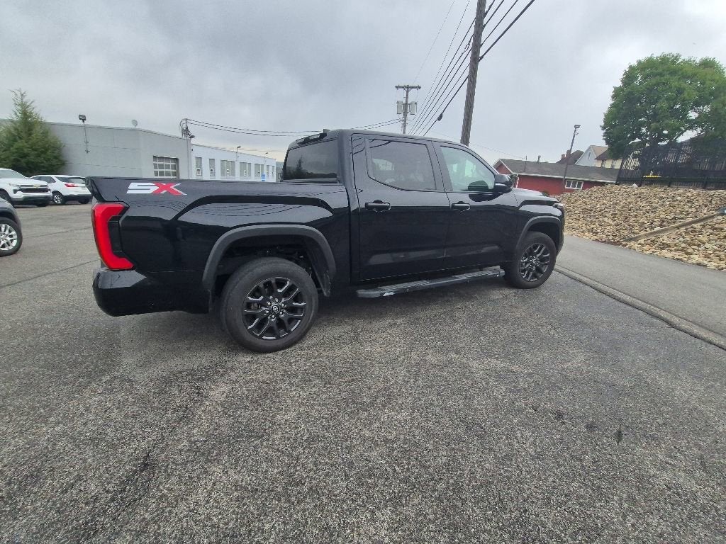 2024 Toyota Tundra 4WD SR5