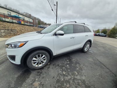 2016 Kia Sorento LX