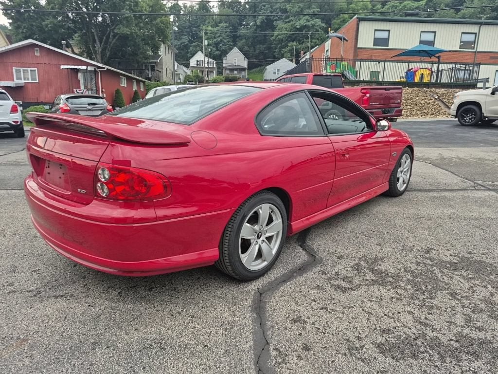 2004 Pontiac GTO 2dr Cpe