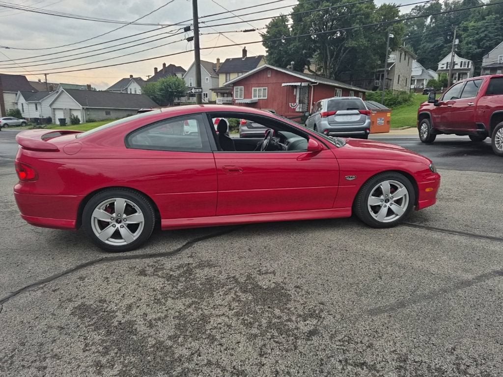 2004 Pontiac GTO 2dr Cpe
