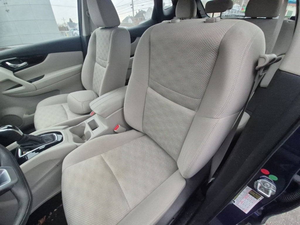 2020 Nissan Rogue Sport SV