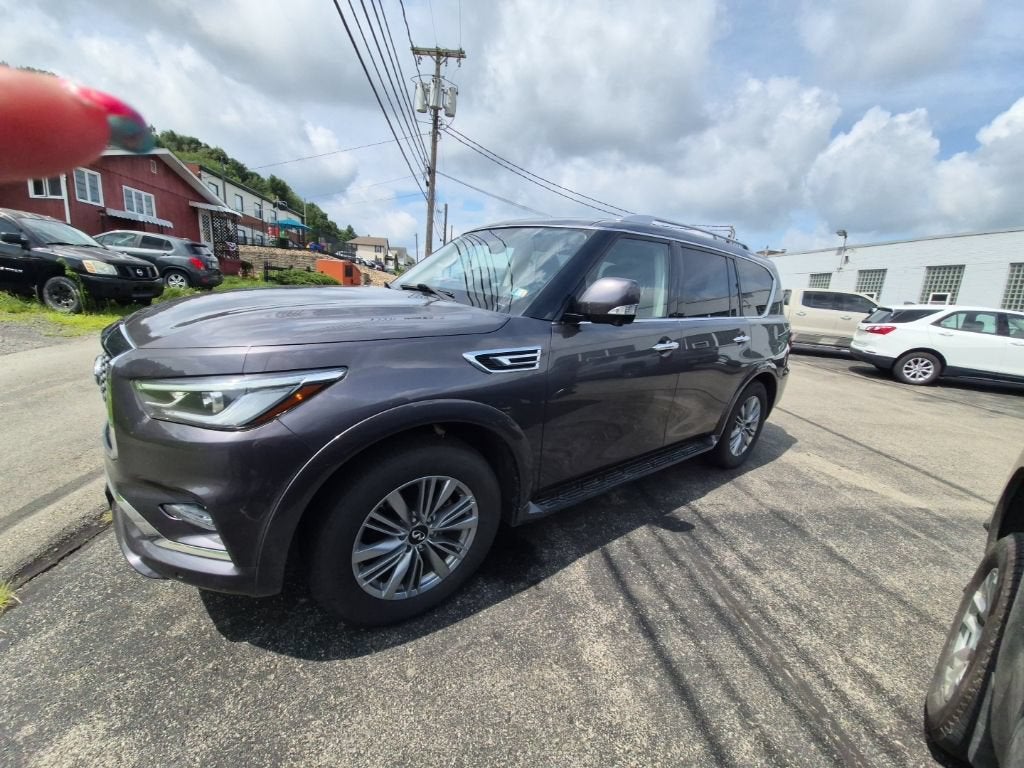 2024 INFINITI QX80 LUXE