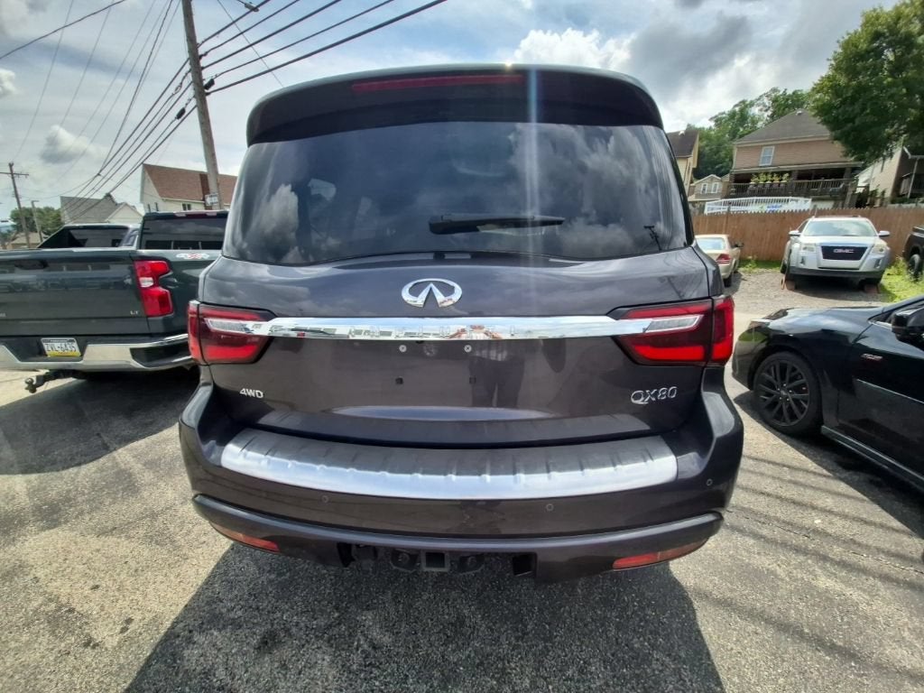 2024 INFINITI QX80 LUXE