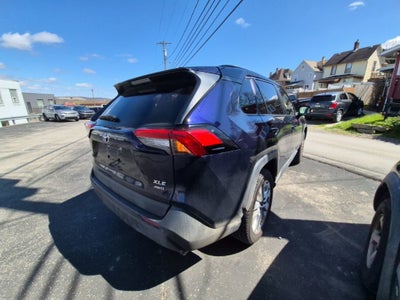 2019 Toyota RAV4 XLE Premium