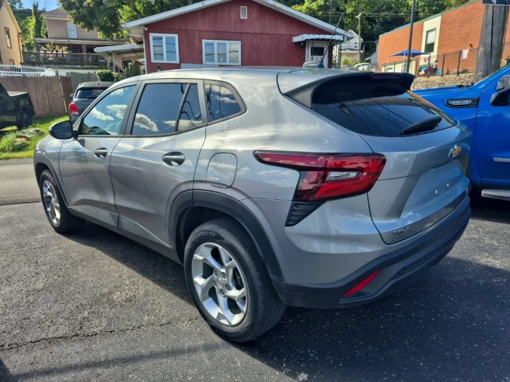 2024 Chevrolet Trax LS