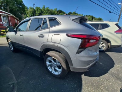 2025 Chevrolet Trax LS