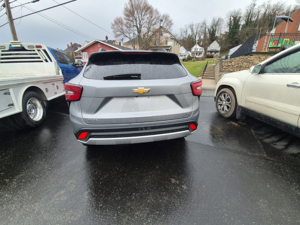 2024 Chevrolet Trax LT