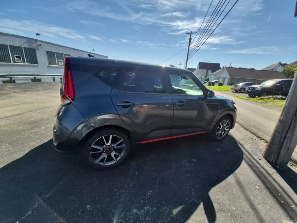 2022 Kia Soul GT-Line
