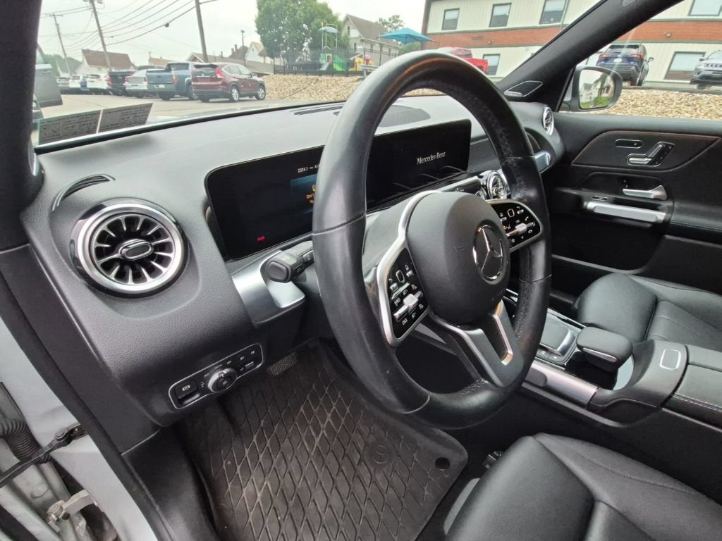 2023 Mercedes-Benz GLB 250 4MATIC®
